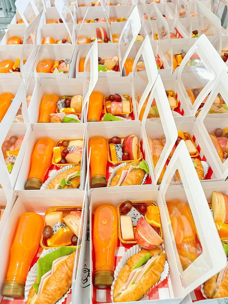 บรรยากาศงานจัดเลี้ยงและห้องประชุมที่ COME Catering ขอนแก่น